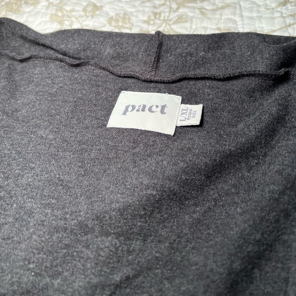 Pact Organic Cotton Airplane Cardigan size large XL Minimalist Travel Athleisure - Picture 4 of 15